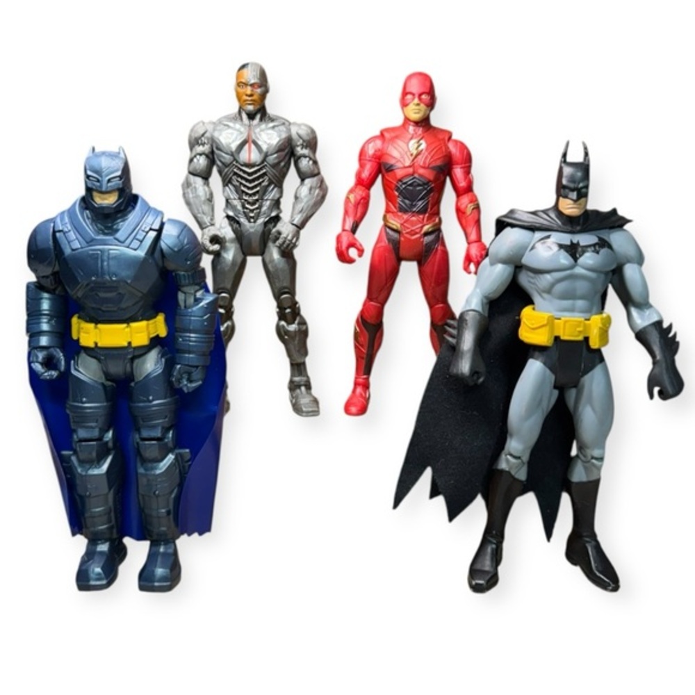 DC Superhero Action Figure‎ Set - Justice League, 2 Batmans, Cyborg and Flash